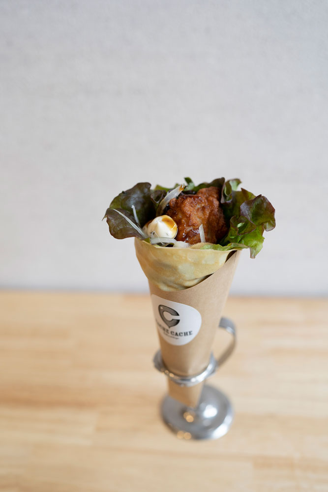 おかずクレープ　唐揚げの写真